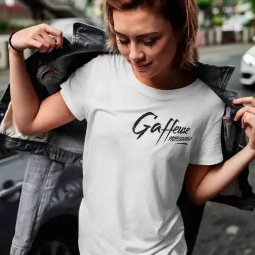 Gaffeuse professionnelle, tshirt pour femme, Québec impression noir avec encre à eau