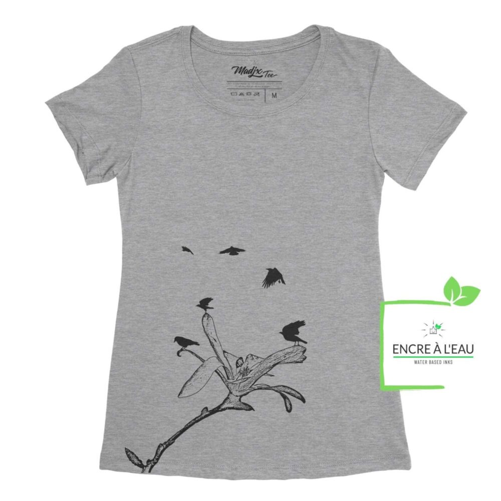 Corbeau et magnolia t-shirt pour femme, encre à base eau imprimé au Québec 1