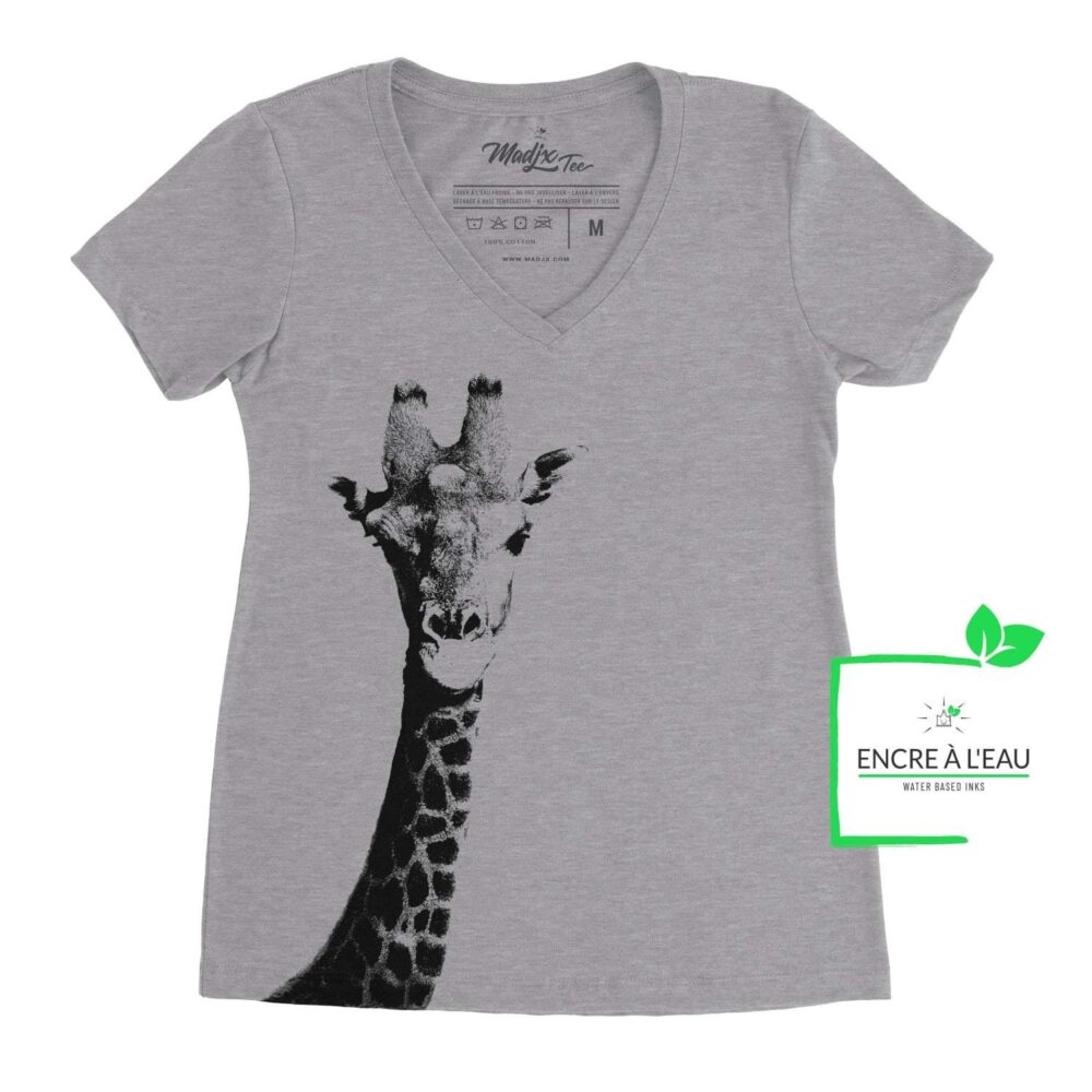T-shirt col en V Girafe, girafe impression sérigraphie encre à l’eau fait au québec