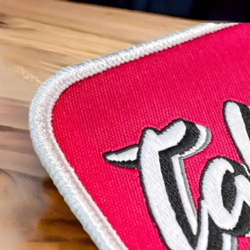 Casquette Tabarnak grise et rose Richardson 112 – Image 3