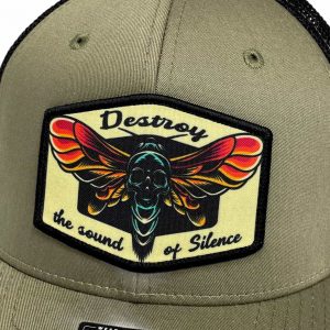 Casquette Destroy the sound of silence