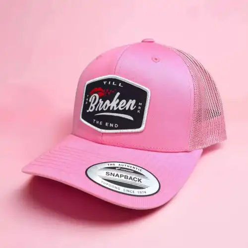 Casquette BROKEN TILL the end patch tisse